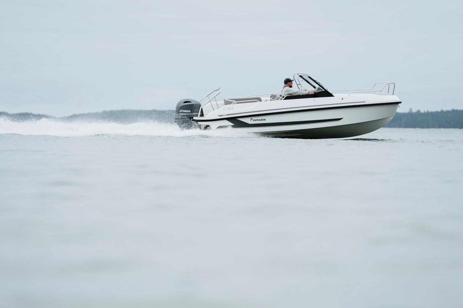 Yamarin 59 SC on the water